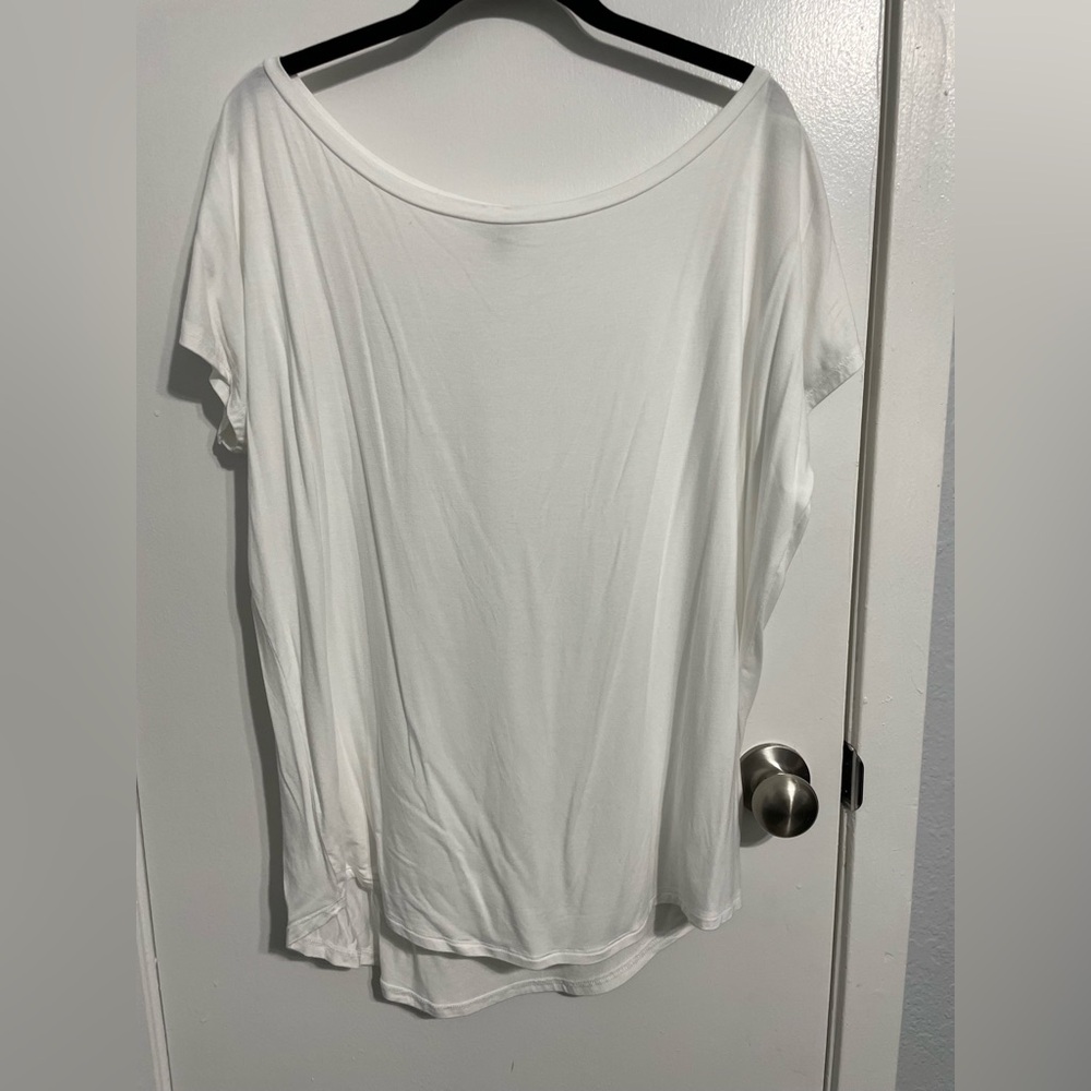 Express White Short Sleeve Tee